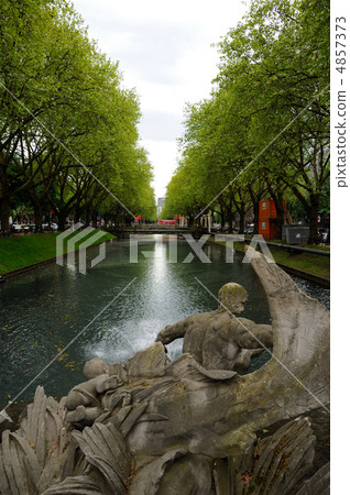 德國杜塞爾多夫 4857373