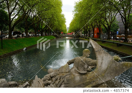 Germany Düsseldorf 4857374