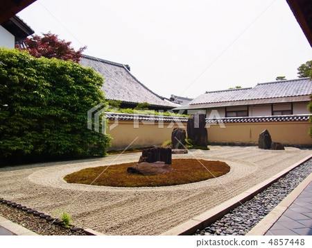 Daitokuji Ryugenin garden 4857448