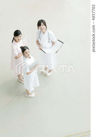 Nurse looking up 4857702