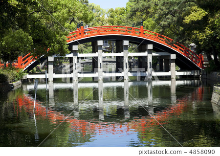 Sumiyoshi Taisha's bridge 4858090