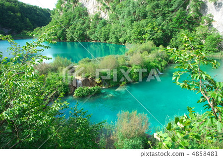 Plitvice Lakes National Park 4858481