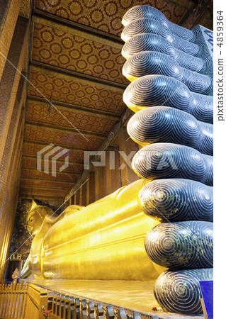 Reclining Buddha 4859364
