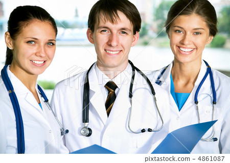 Young doctors 4861087
