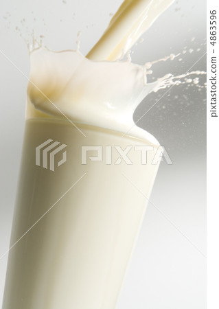 Milk Milk 4863596