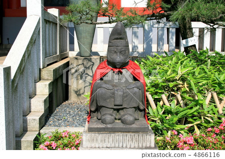 Visit the famous Shinko shrine as a shrine dedicated to Edo Castle dedicating Oyama Goddess of the God of God 4866116
