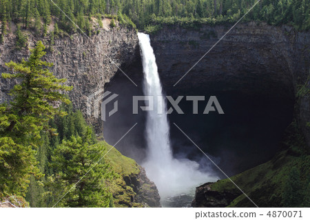 Helmcken Falls Helmcken Falls 4870071
