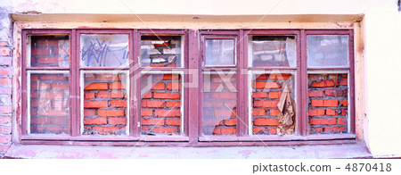 obsolete window 4870418