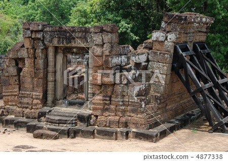 東梅比 東梅比 4877338