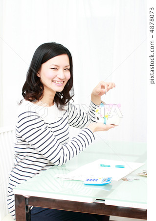 一個女人存錢 一個女人存錢 4878073