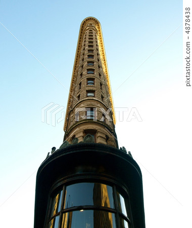 一座摩天大樓 4878438