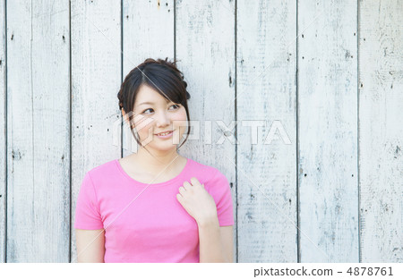 young woman      4878761