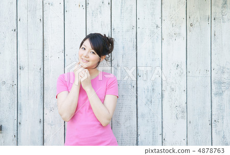 young woman      4878763