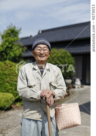 Karate's grandpa 4879053