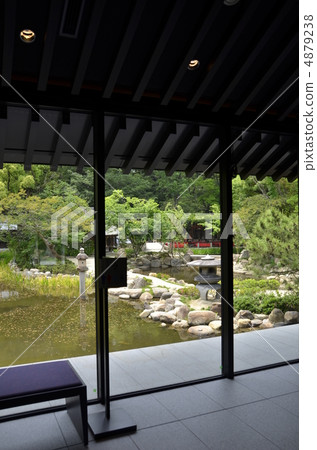 Shrine garden vertical 4879238
