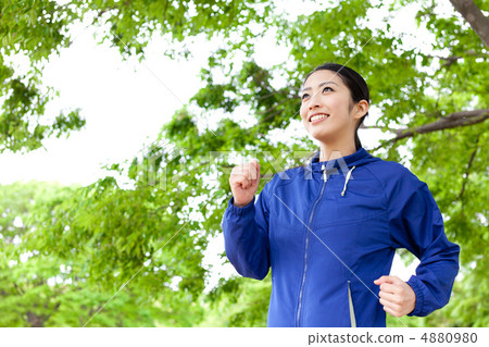 Woman jogging Woman jogging 4880980