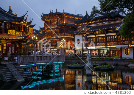 豫園購物城夜景上海 4881203