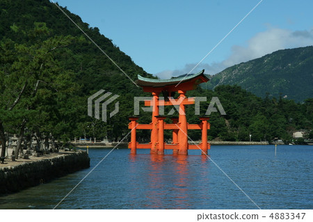 Takeuchima Shrine的鳥居神社 Takeuchima Shrine的鳥居神社 4883347