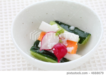 Shallow pickled with salt water Shallow pickled with salt water 4888079