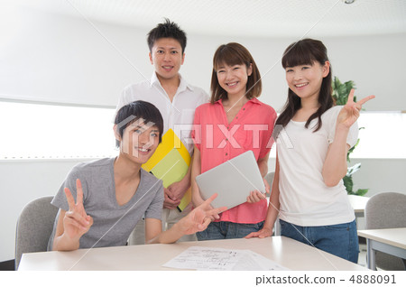 4名大學生群體 4888091