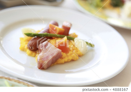 一道優雅的早餐 一道優雅的早餐 4888167