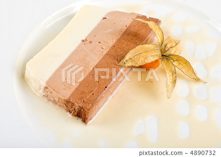 tiramisu 4890732