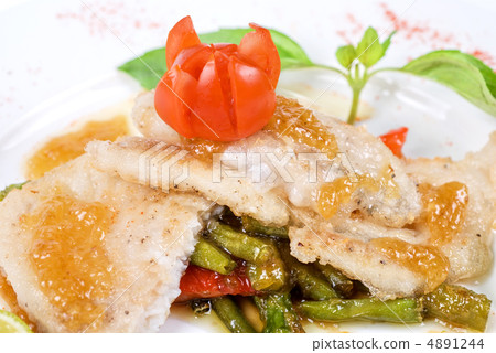 Roast halibut Roast halibut 4891244