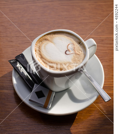 Cappuccino time 4892244