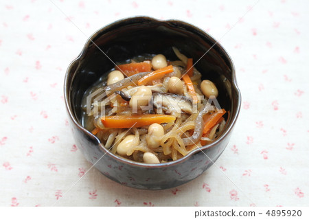 Simmered dish of dried radish 4895920