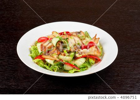 Salad of smoked eel 4896751