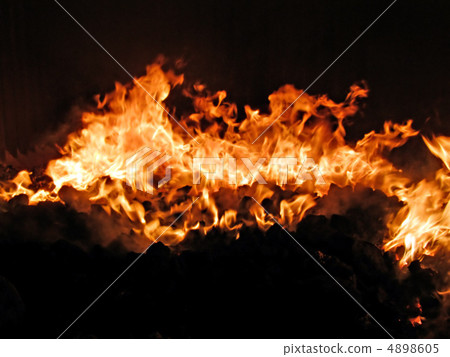 fire in stove 4898605