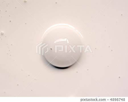 bladder on surfaces of the liquids bladder on surfaces of the liquids 4898748