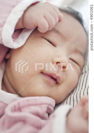 Baby _ 17 4901061