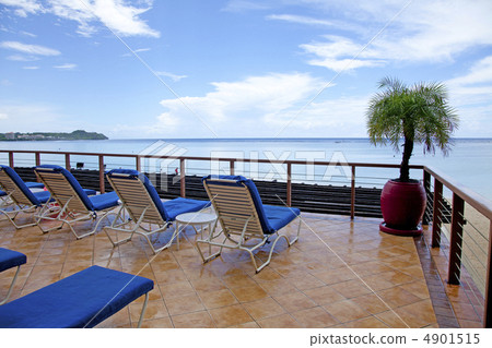 度假酒店的海邊甲板 4901515
