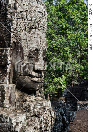 Angkor Thom Khmer smile Angkor Thom Khmer smile 4902268