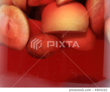 canned apple in glass jar canned apple in glass jar 4904262