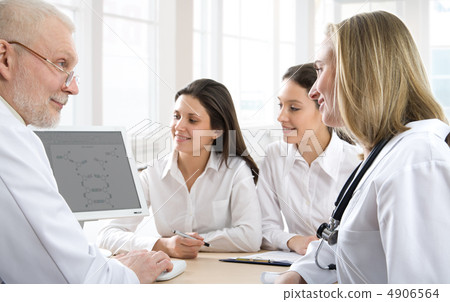 Physicians 4906564