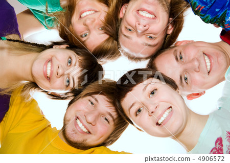 Smiling young people Smiling young people 4906572