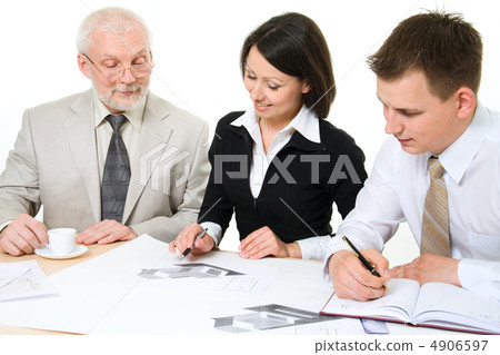 Businesspeople Businesspeople 4906597