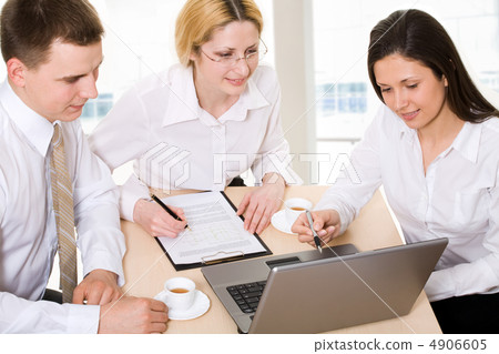 Three business people Three business people 4906605