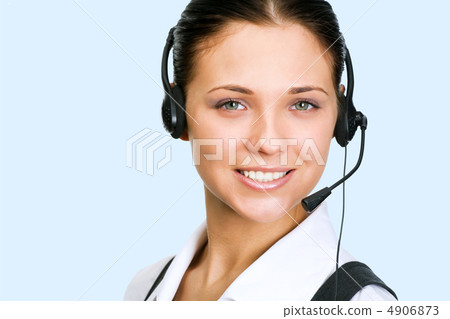 Telephone operator 4906873