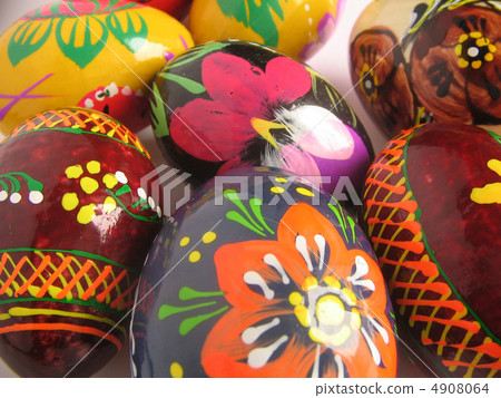 background easter painted egg 4908064
