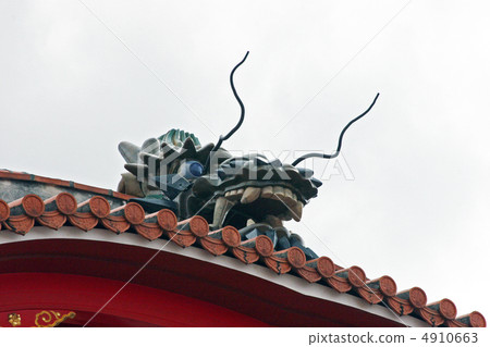 Shuri castle dragon decoration 4910663