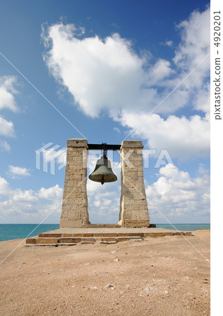 Ancient bell Ancient bell 4920201