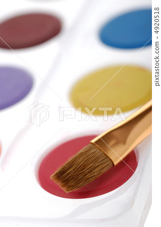 Paintbrush and paint 4920518