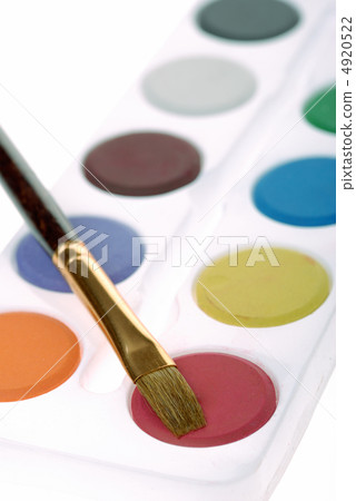 Paintbrush and paint 4920522