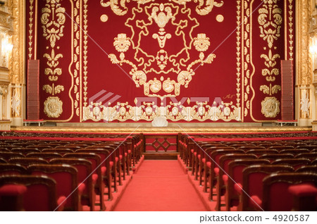 Auditorium and curtain 4920587