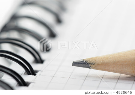 Notebook and pencil. Photo closeup 4920646