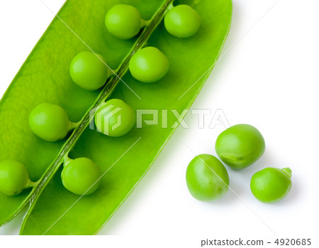 Pea closeup 4920685