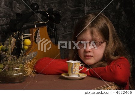 Weeping little girl in glasses Weeping little girl in glasses 4922466
